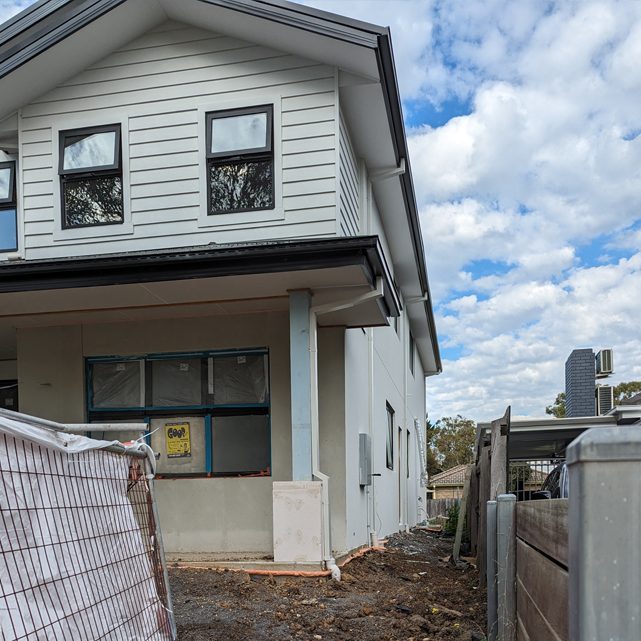 Building advice and contracts