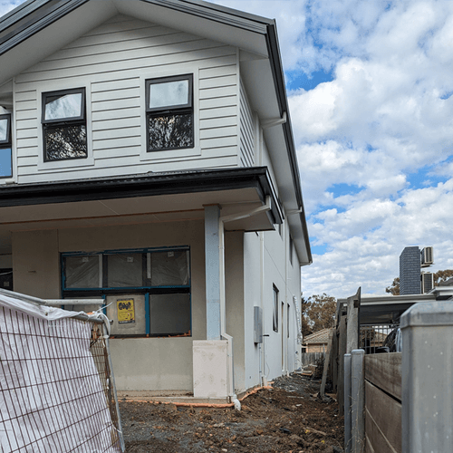 Building advice and contracts